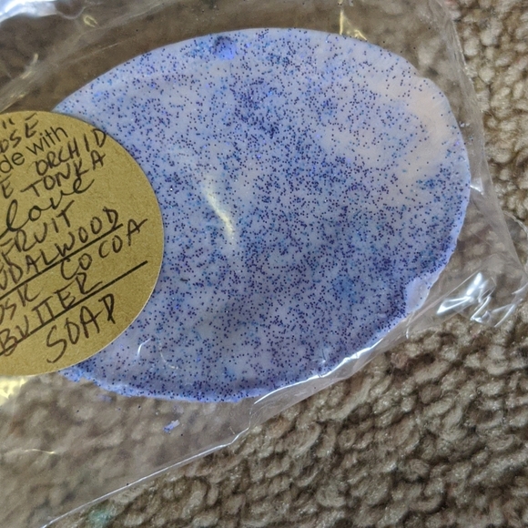 Seven beautiful bars glitter cocoa butter soap - Picture 8 of 8